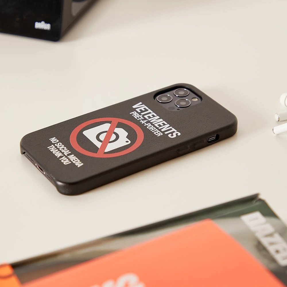 VETEMENTS No Social Media IPhone 12 Pro Case - Image 4