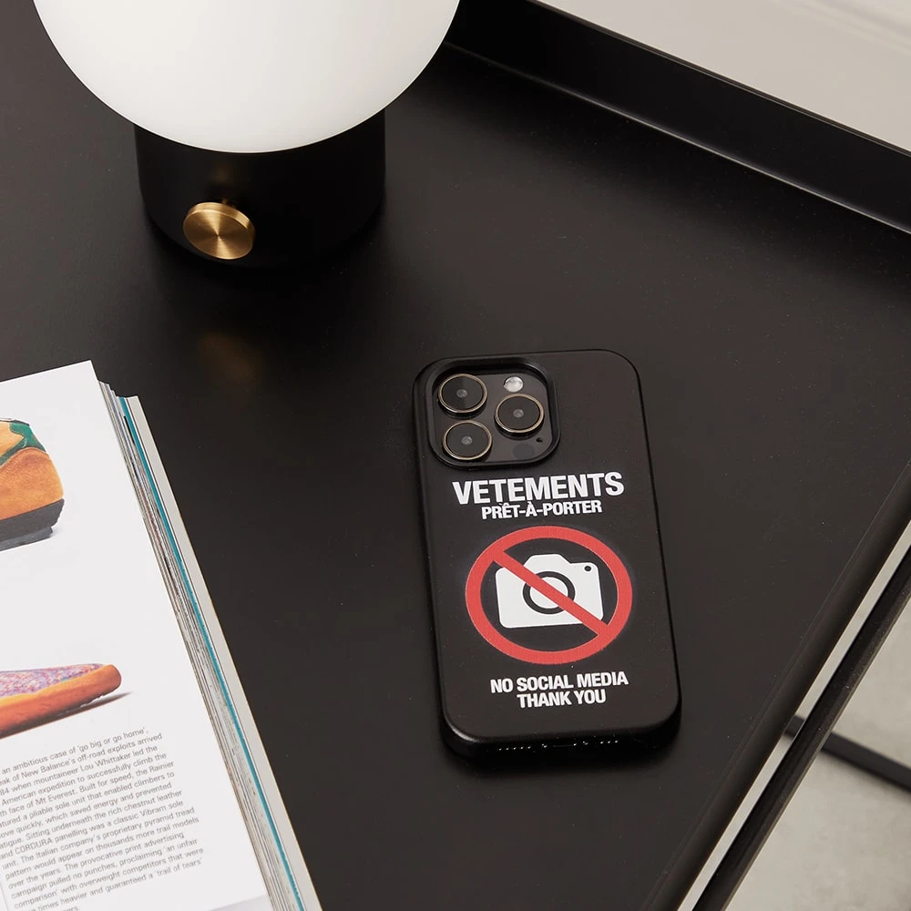 VETEMENTS No Social Media IPhone 14 Pro Case - Image 4