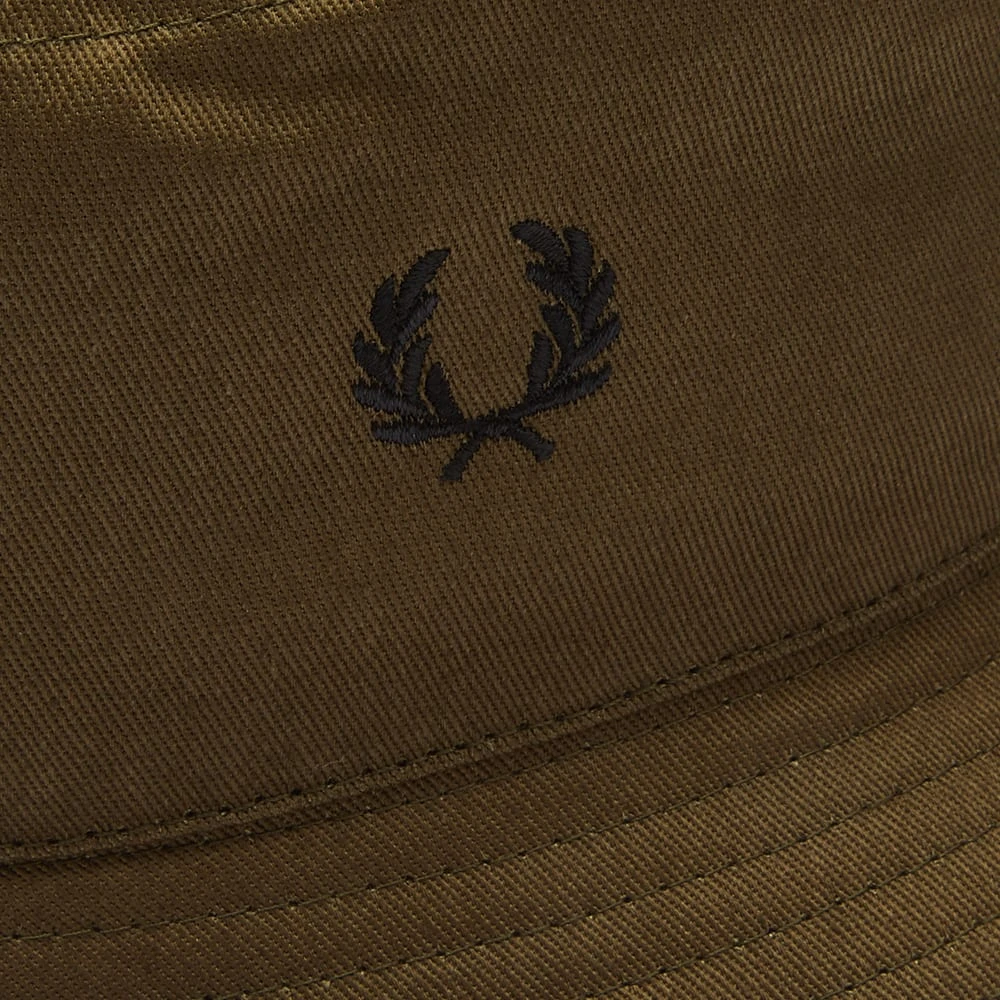 Fred Perry Authentic Reversible Borg Fleece Bucket Hat - Image 3